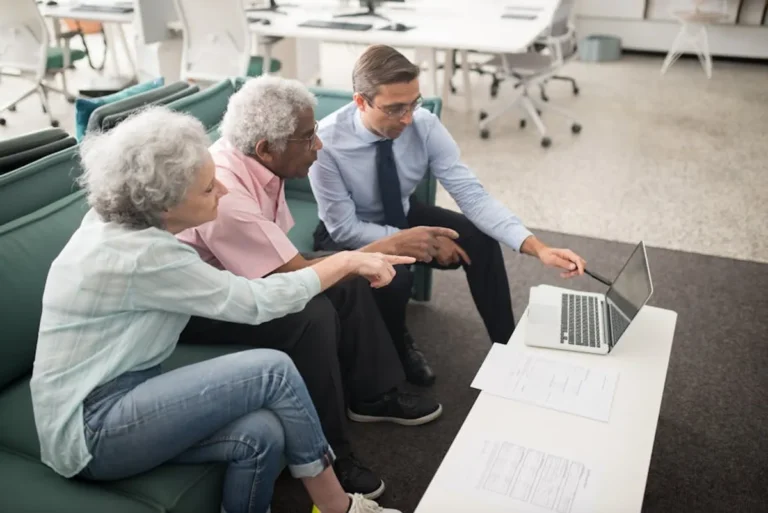 Grandpeoples Review: What It Is, Features, Safety, and Alternatives