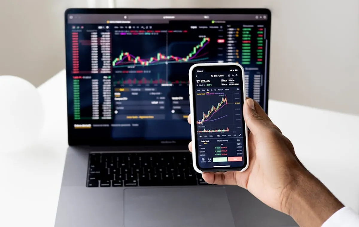Isaimini Review: Features, Safety, Risks, and Alternatives