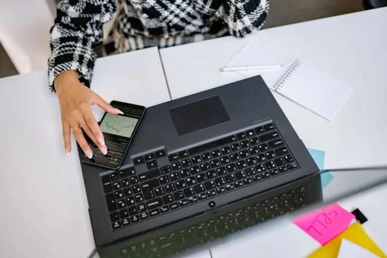 Sareecaptions Review: What It Is, Features, Safety, and Alternatives